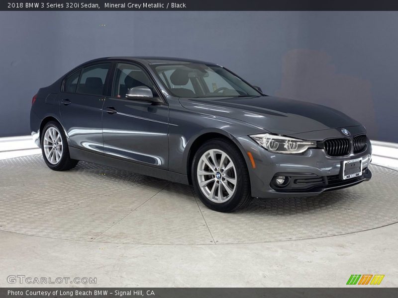 Mineral Grey Metallic / Black 2018 BMW 3 Series 320i Sedan