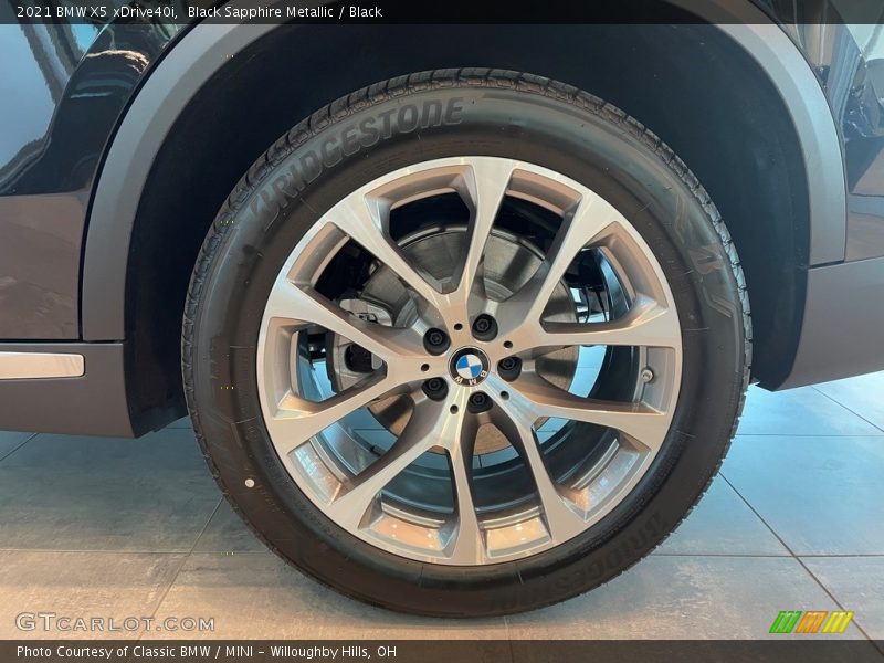 Black Sapphire Metallic / Black 2021 BMW X5 xDrive40i