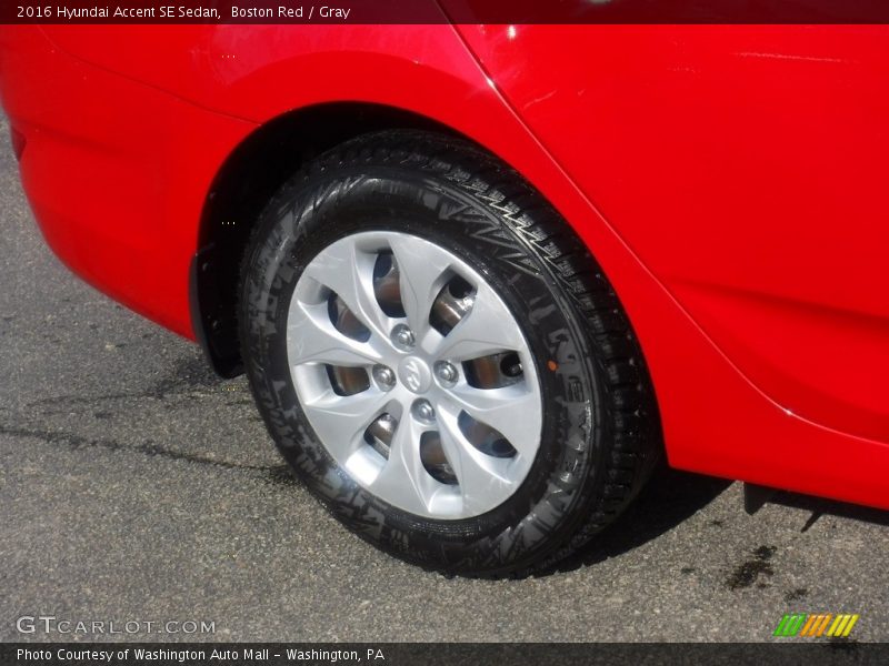 Boston Red / Gray 2016 Hyundai Accent SE Sedan