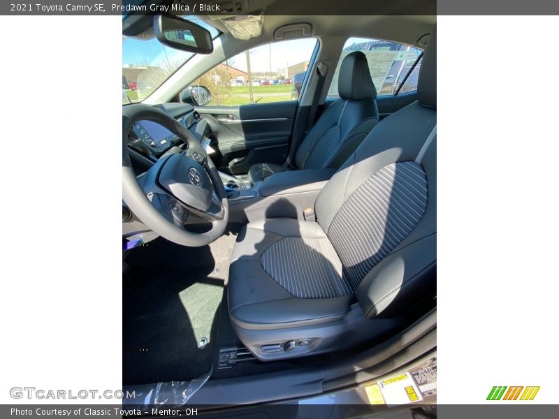 Predawn Gray Mica / Black 2021 Toyota Camry SE