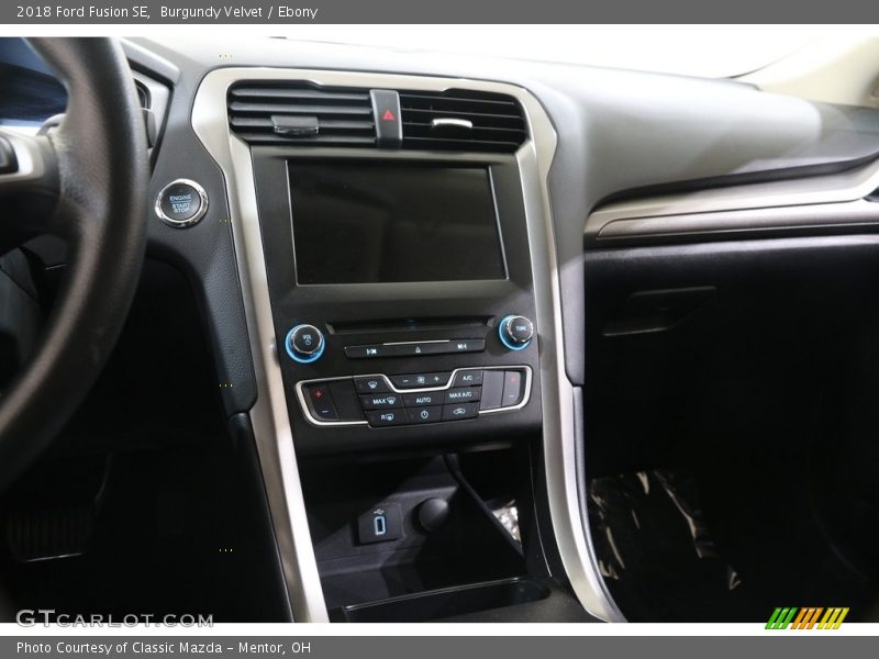 Burgundy Velvet / Ebony 2018 Ford Fusion SE