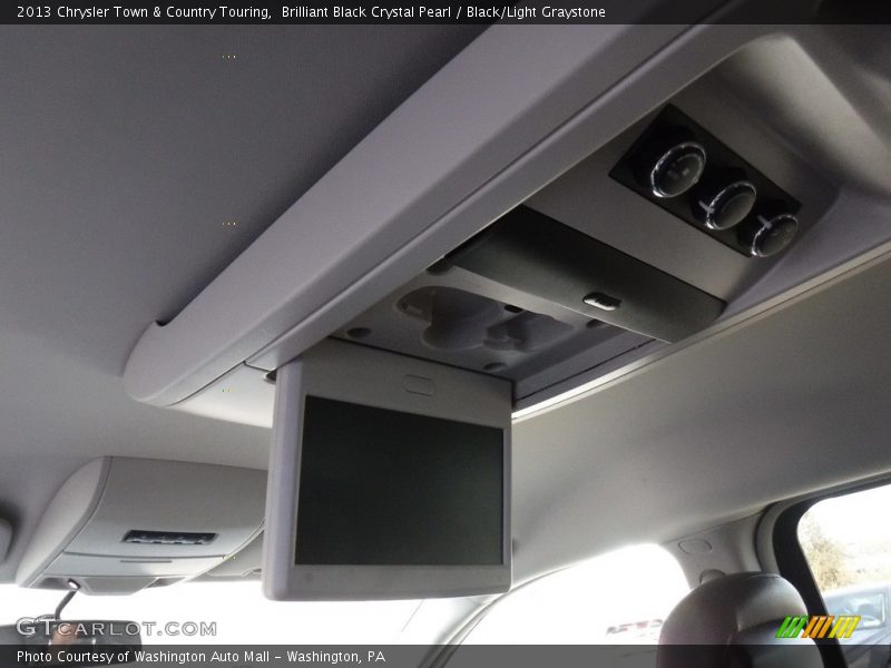 Brilliant Black Crystal Pearl / Black/Light Graystone 2013 Chrysler Town & Country Touring