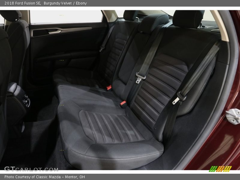 Burgundy Velvet / Ebony 2018 Ford Fusion SE