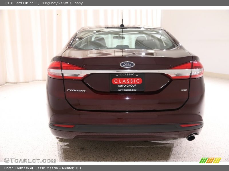 Burgundy Velvet / Ebony 2018 Ford Fusion SE