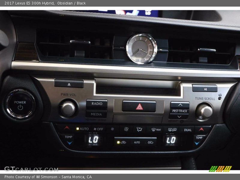 Obsidian / Black 2017 Lexus ES 300h Hybrid