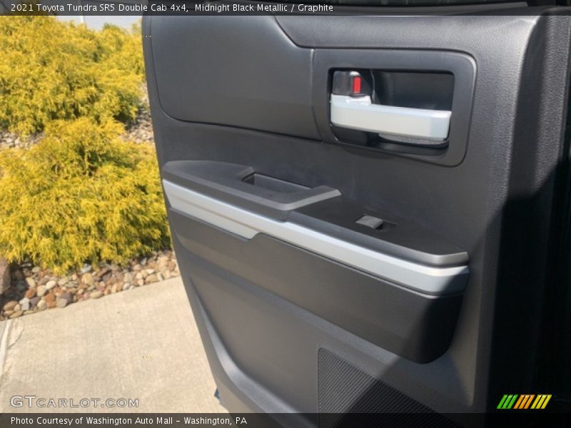 Midnight Black Metallic / Graphite 2021 Toyota Tundra SR5 Double Cab 4x4
