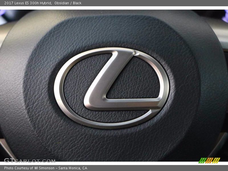 Obsidian / Black 2017 Lexus ES 300h Hybrid
