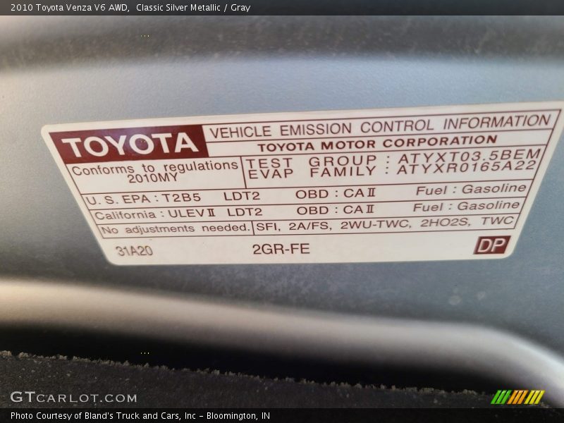 Classic Silver Metallic / Gray 2010 Toyota Venza V6 AWD