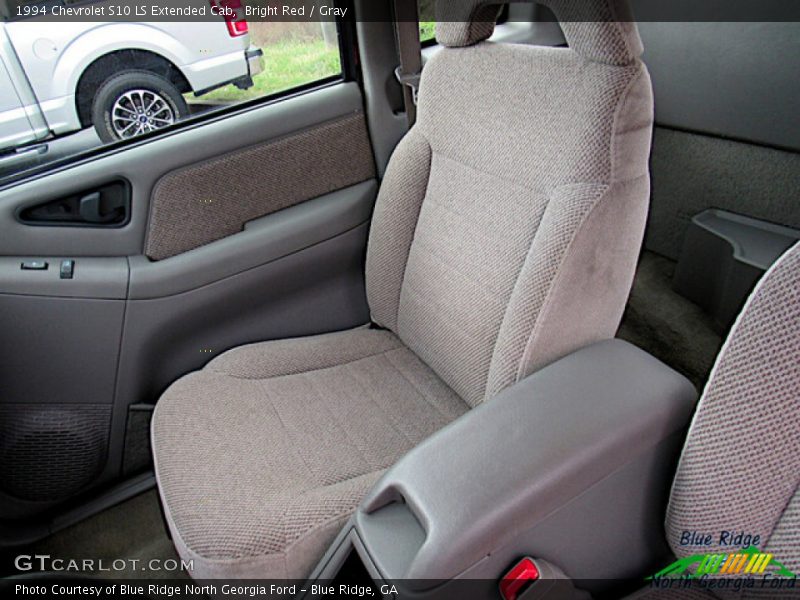 Bright Red / Gray 1994 Chevrolet S10 LS Extended Cab