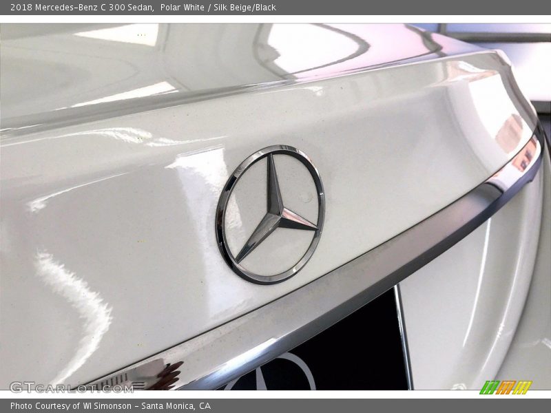 Polar White / Silk Beige/Black 2018 Mercedes-Benz C 300 Sedan