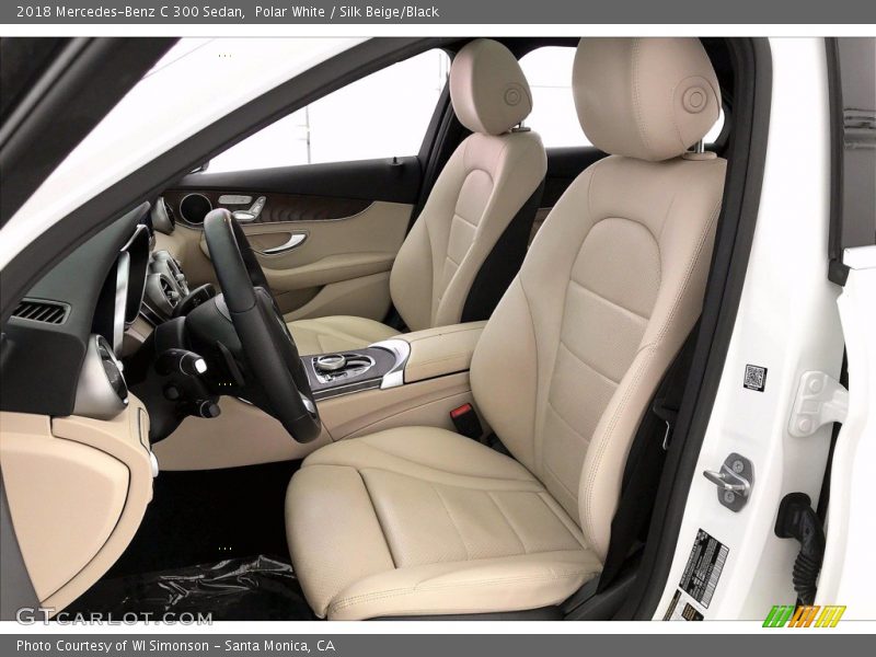 Polar White / Silk Beige/Black 2018 Mercedes-Benz C 300 Sedan