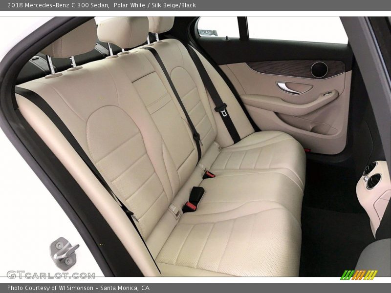 Polar White / Silk Beige/Black 2018 Mercedes-Benz C 300 Sedan