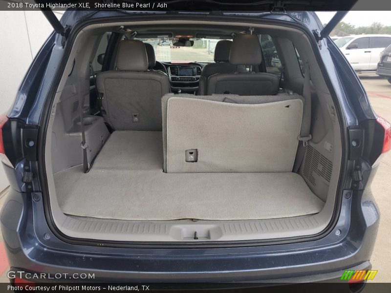 Shoreline Blue Pearl / Ash 2018 Toyota Highlander XLE