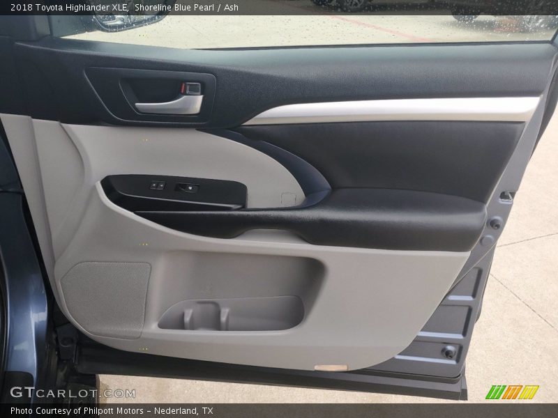 Shoreline Blue Pearl / Ash 2018 Toyota Highlander XLE