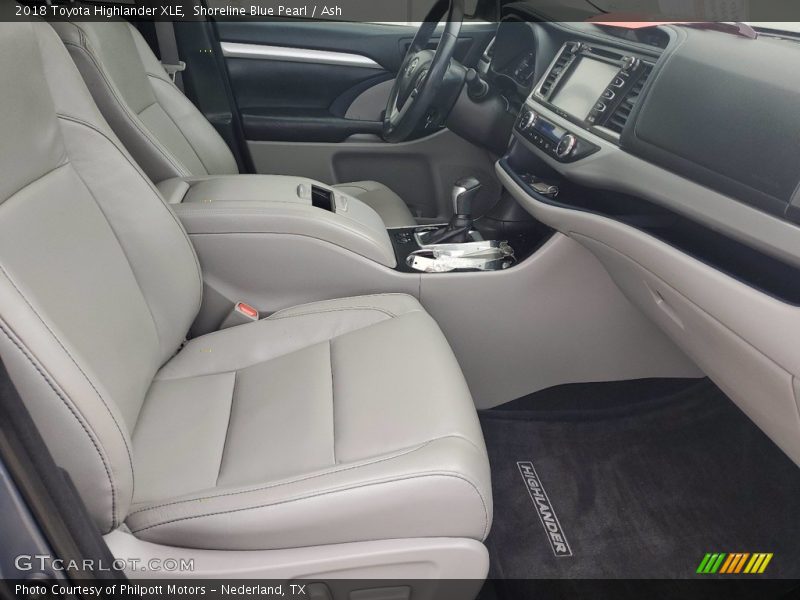 Shoreline Blue Pearl / Ash 2018 Toyota Highlander XLE