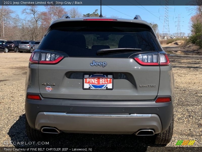 Sting-Gray / Black 2021 Jeep Cherokee Limited 4x4