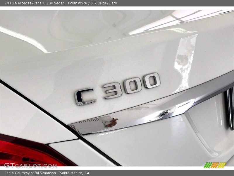 Polar White / Silk Beige/Black 2018 Mercedes-Benz C 300 Sedan