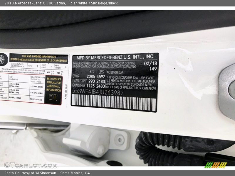 Polar White / Silk Beige/Black 2018 Mercedes-Benz C 300 Sedan