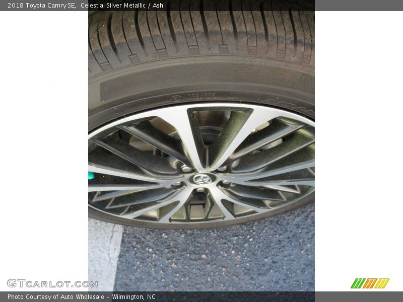Celestial Silver Metallic / Ash 2018 Toyota Camry SE