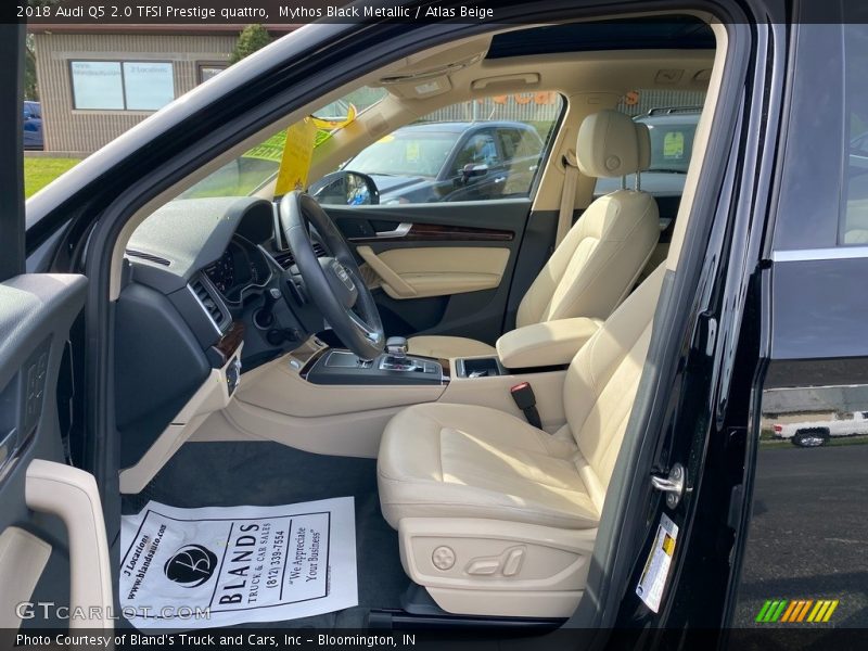 2018 Q5 2.0 TFSI Prestige quattro Atlas Beige Interior