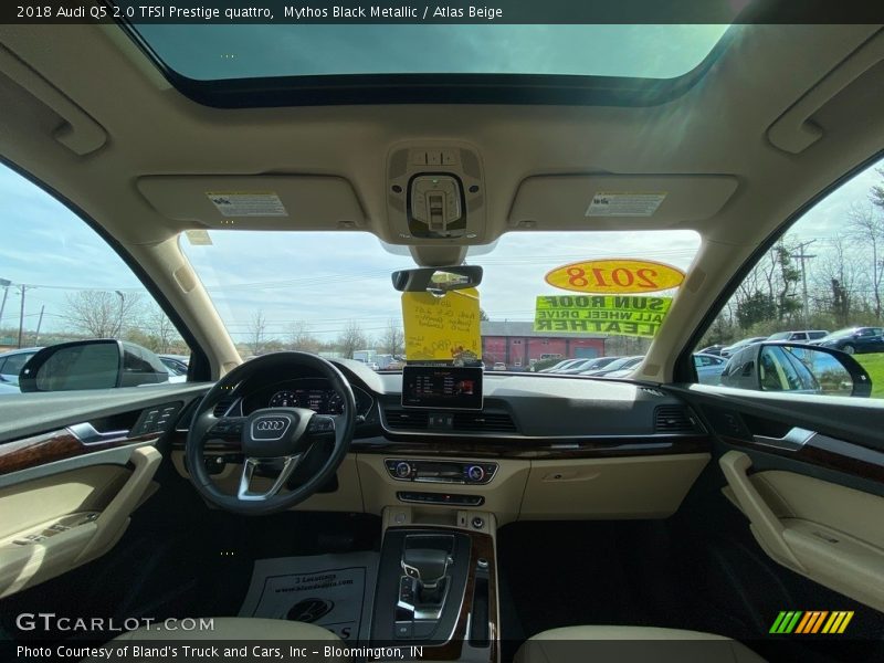 Mythos Black Metallic / Atlas Beige 2018 Audi Q5 2.0 TFSI Prestige quattro