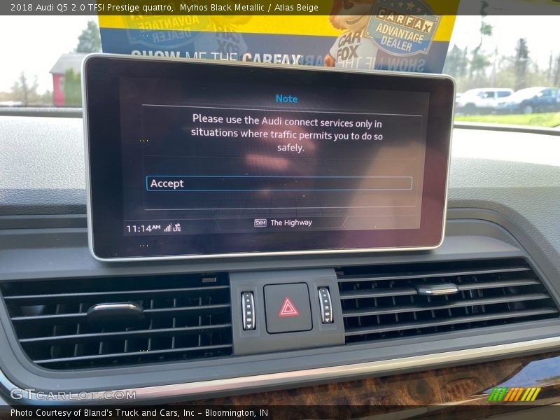 Mythos Black Metallic / Atlas Beige 2018 Audi Q5 2.0 TFSI Prestige quattro