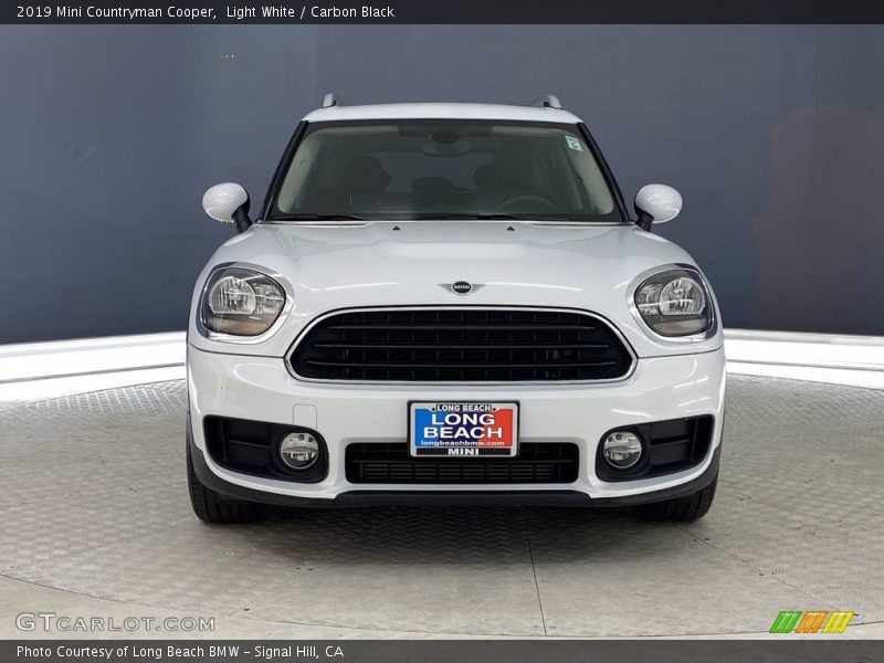 Light White / Carbon Black 2019 Mini Countryman Cooper