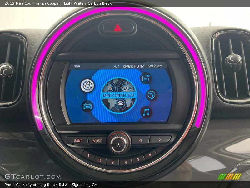 Light White / Carbon Black 2019 Mini Countryman Cooper