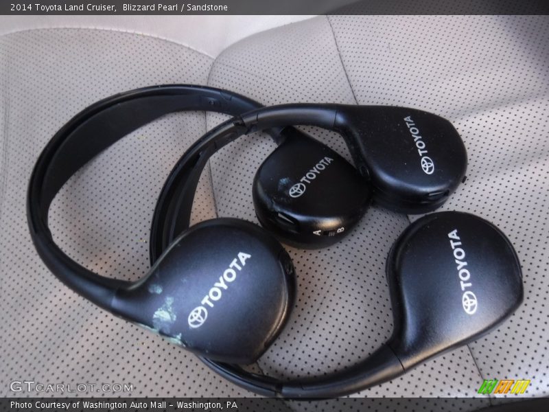 Blizzard Pearl / Sandstone 2014 Toyota Land Cruiser