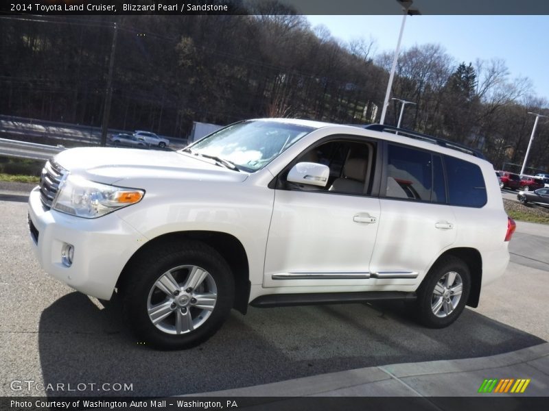 Blizzard Pearl / Sandstone 2014 Toyota Land Cruiser