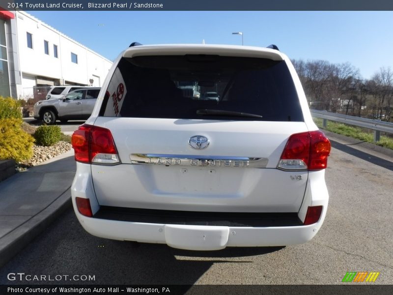 Blizzard Pearl / Sandstone 2014 Toyota Land Cruiser
