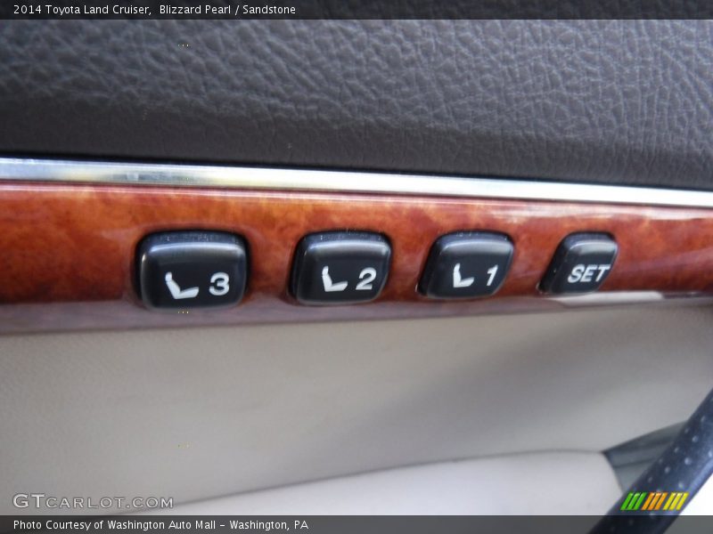 Blizzard Pearl / Sandstone 2014 Toyota Land Cruiser