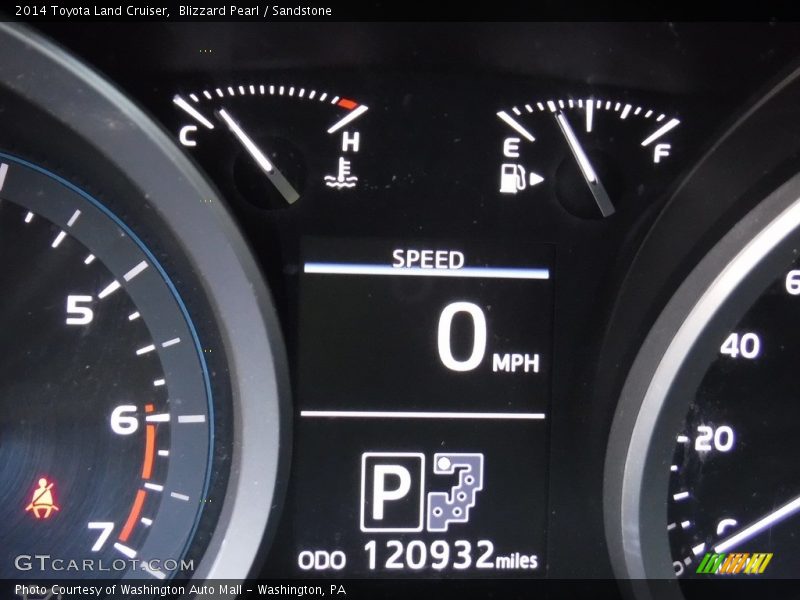 Blizzard Pearl / Sandstone 2014 Toyota Land Cruiser