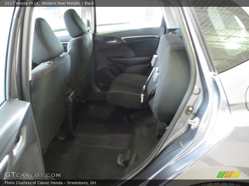 Modern Steel Metallic / Black 2017 Honda Fit LX