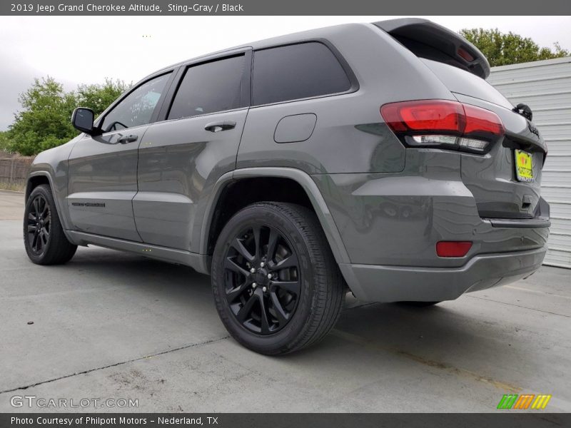 Sting-Gray / Black 2019 Jeep Grand Cherokee Altitude