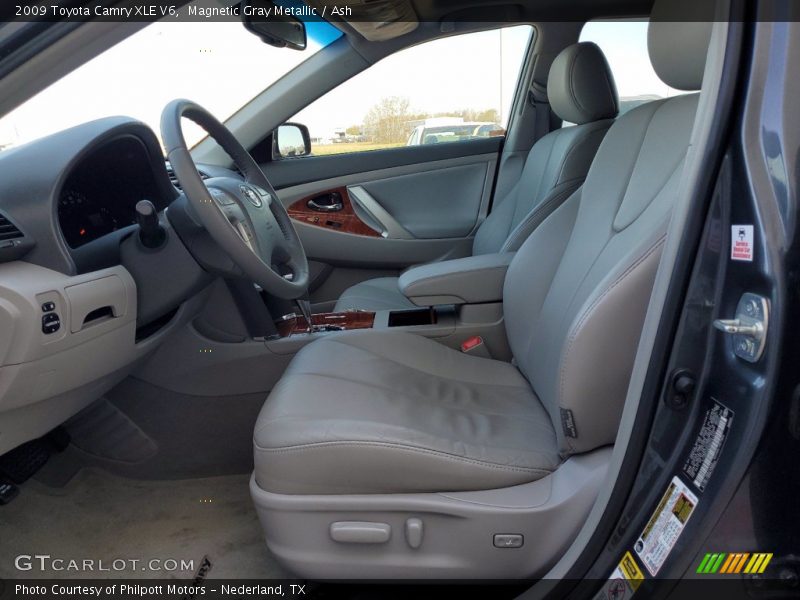 Magnetic Gray Metallic / Ash 2009 Toyota Camry XLE V6