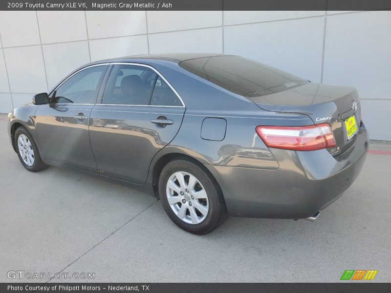 Magnetic Gray Metallic / Ash 2009 Toyota Camry XLE V6