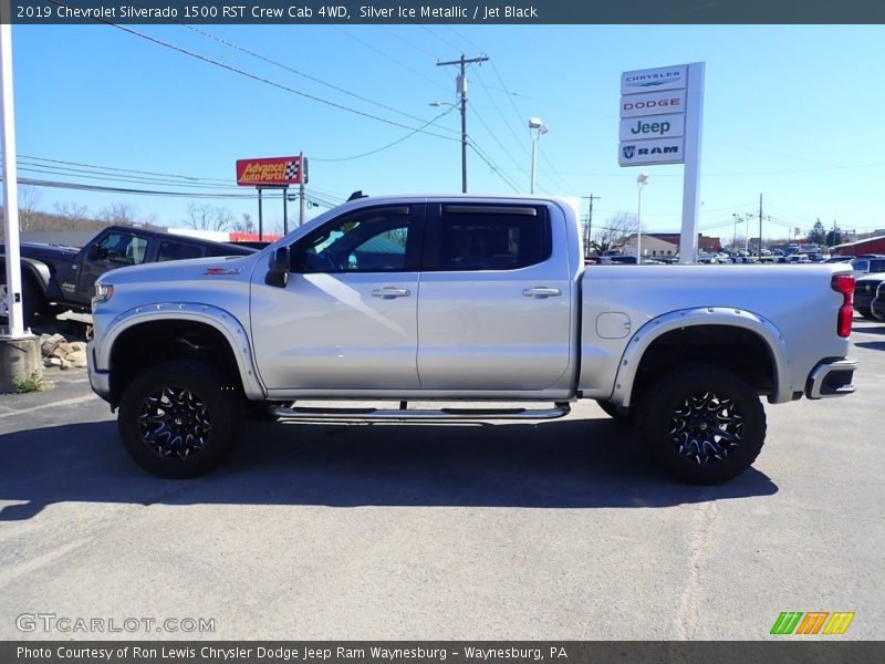 Silver Ice Metallic / Jet Black 2019 Chevrolet Silverado 1500 RST Crew Cab 4WD