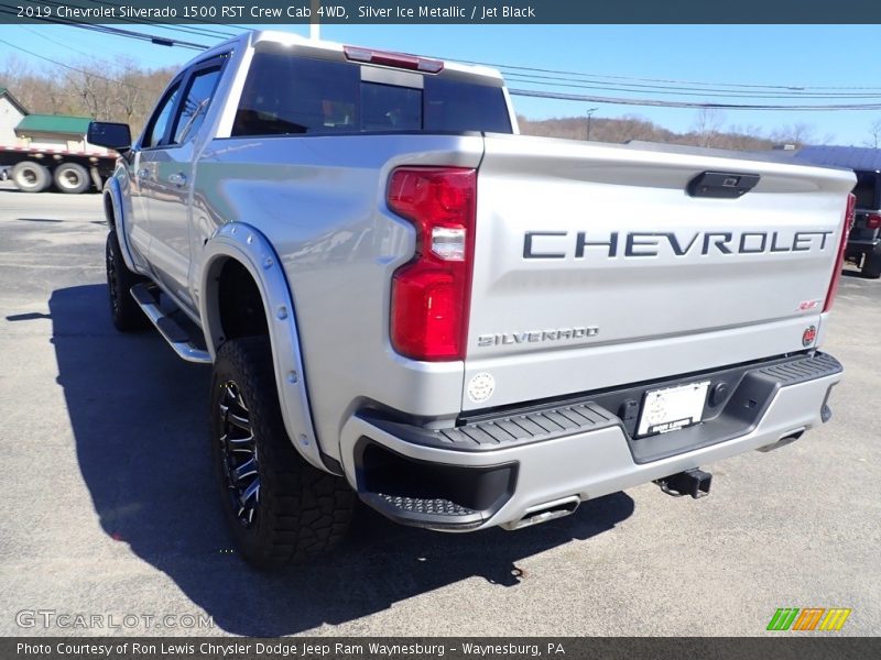 Silver Ice Metallic / Jet Black 2019 Chevrolet Silverado 1500 RST Crew Cab 4WD