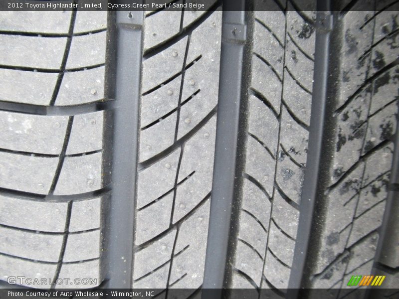 Cypress Green Pearl / Sand Beige 2012 Toyota Highlander Limited