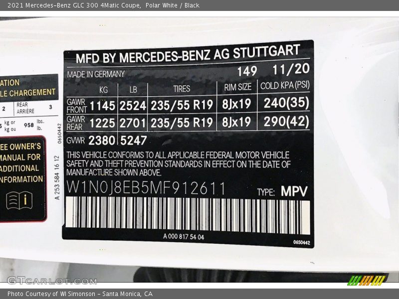 Polar White / Black 2021 Mercedes-Benz GLC 300 4Matic Coupe
