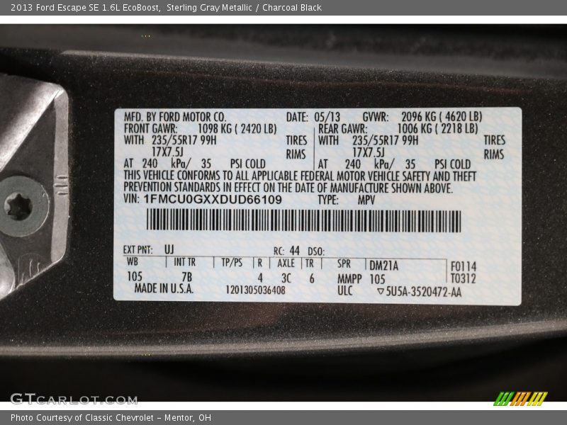 Sterling Gray Metallic / Charcoal Black 2013 Ford Escape SE 1.6L EcoBoost