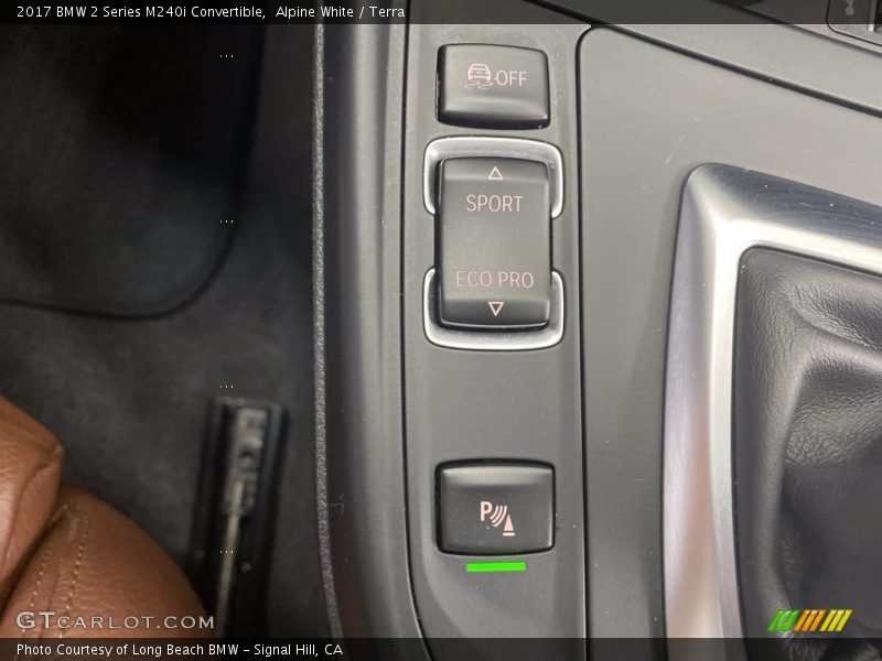 Controls of 2017 2 Series M240i Convertible