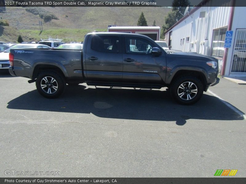 Magnetic Gray Metallic / TRD Graphite 2017 Toyota Tacoma TRD Sport Double Cab