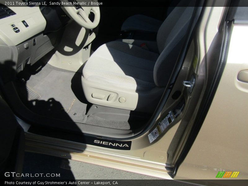 Sandy Beach Metallic / Bisque 2011 Toyota Sienna LE