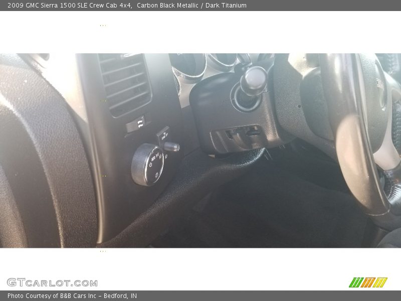 Carbon Black Metallic / Dark Titanium 2009 GMC Sierra 1500 SLE Crew Cab 4x4