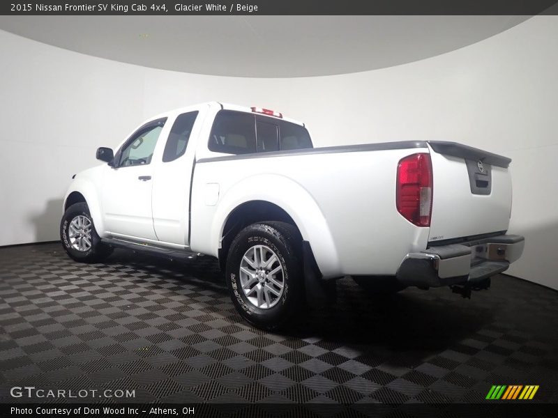 Glacier White / Beige 2015 Nissan Frontier SV King Cab 4x4