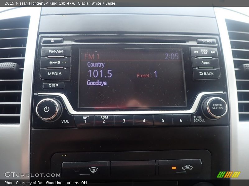 Glacier White / Beige 2015 Nissan Frontier SV King Cab 4x4