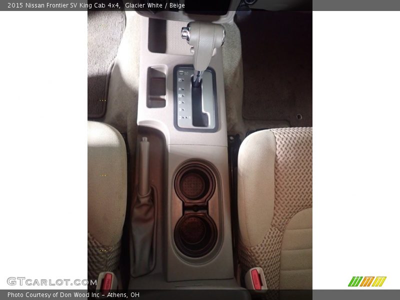 Glacier White / Beige 2015 Nissan Frontier SV King Cab 4x4