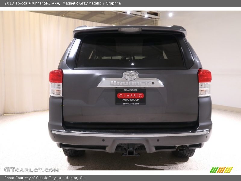 Magnetic Gray Metallic / Graphite 2013 Toyota 4Runner SR5 4x4